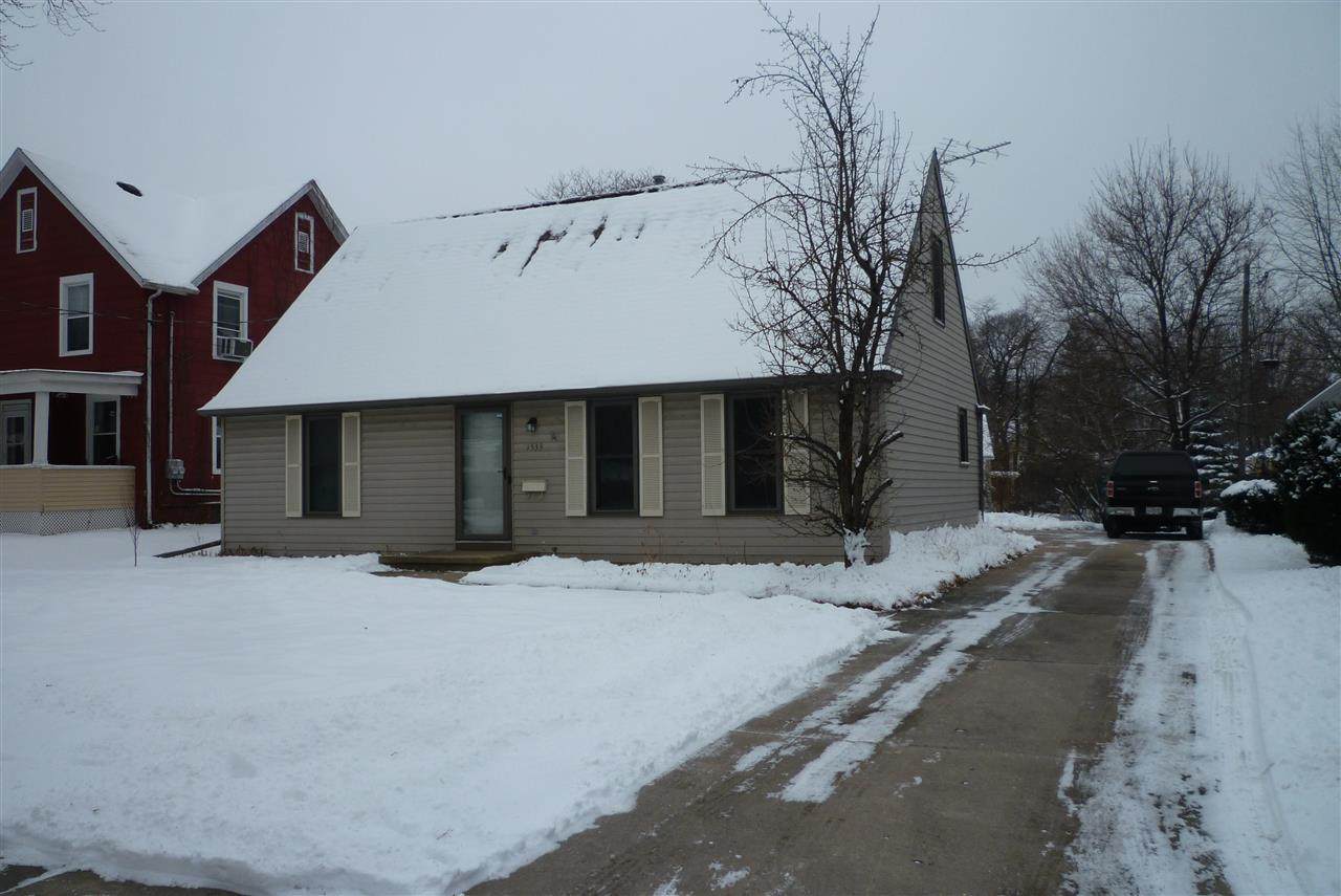 1533 Memorial Drive - Photo 1