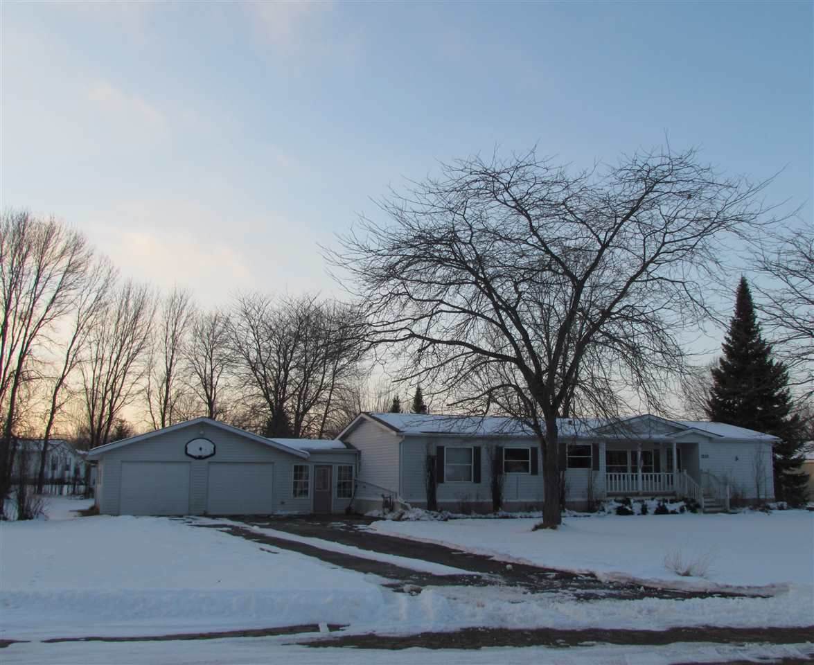 1250 Melissa Boulevard - Photo 1