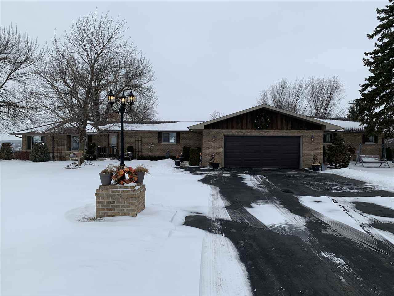 W510 Clifton Road - Photo 1
