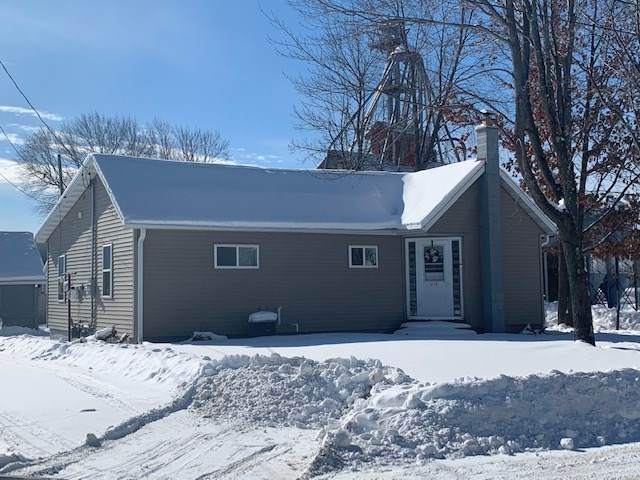 313 Brook Street - Photo 1