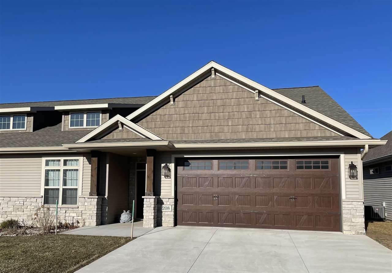 208 Smithfield Drive - Photo 1