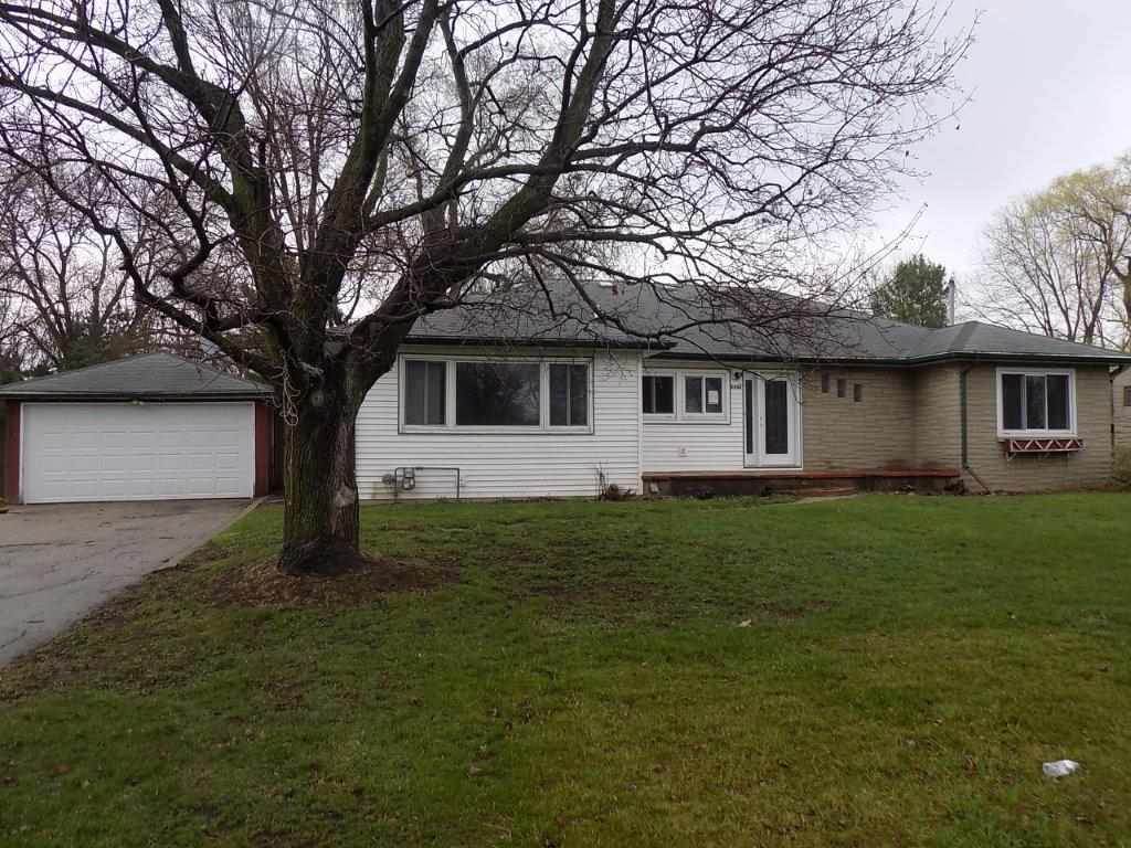2430 Theresa Avenue - Photo 1