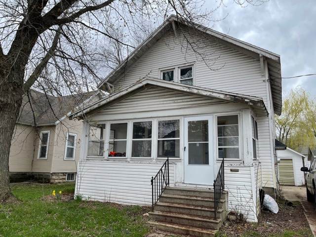 1119 Richmond Street - Photo 1