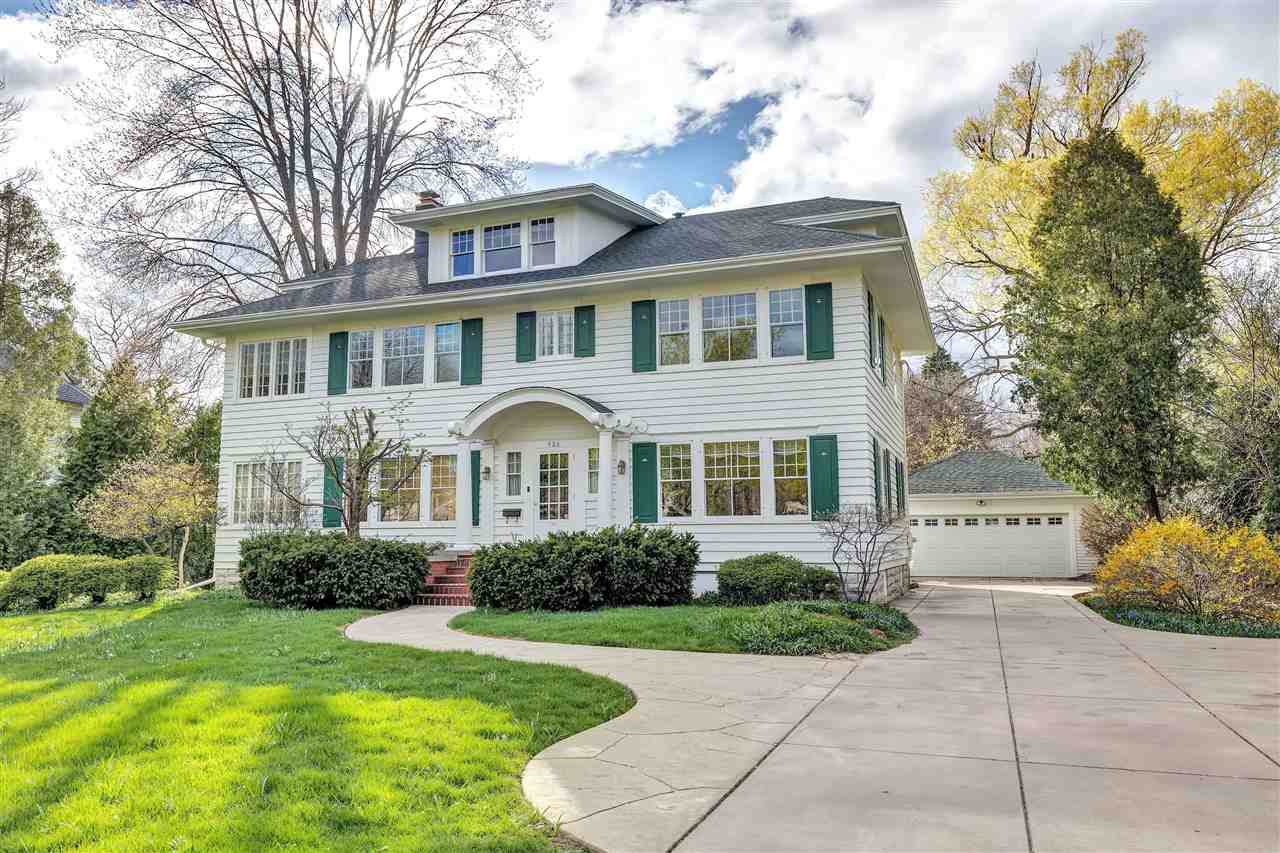926 Monroe Avenue - Photo 1