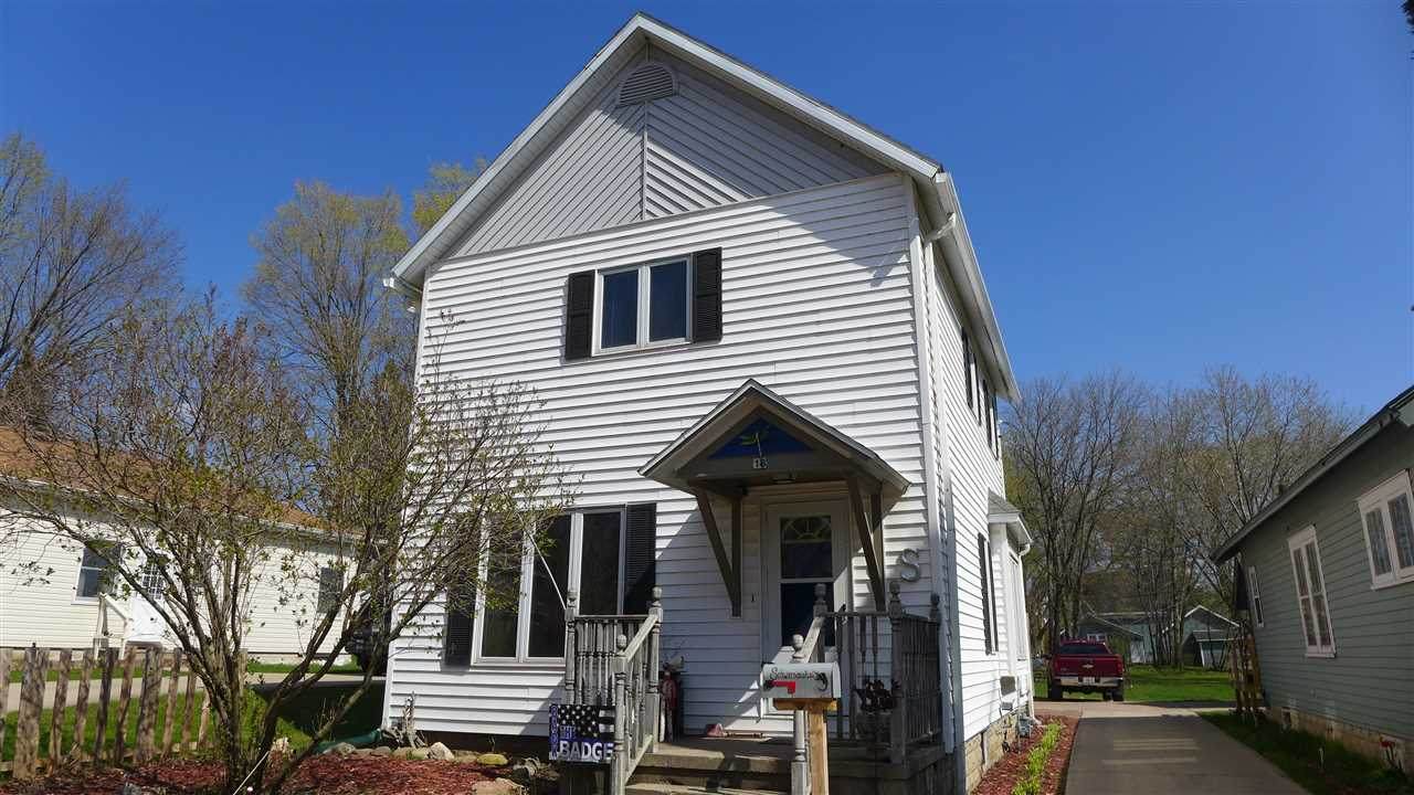 18 Clinton Avenue - Photo 1