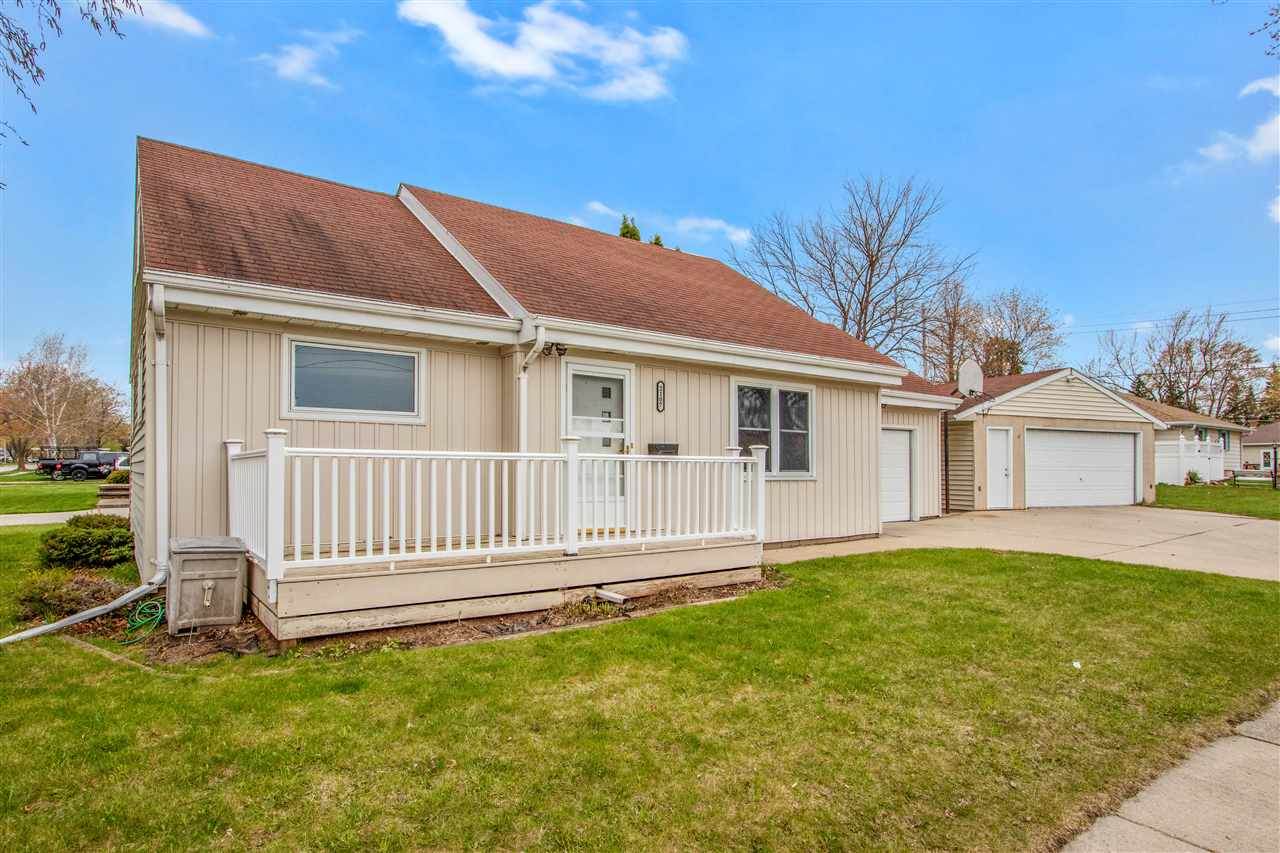 2107 Locust Street - Photo 1
