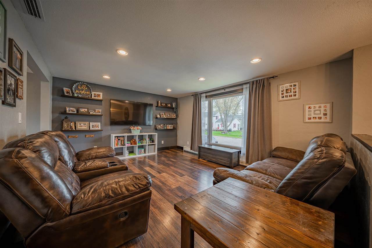 201 Washington Street - Photo 1