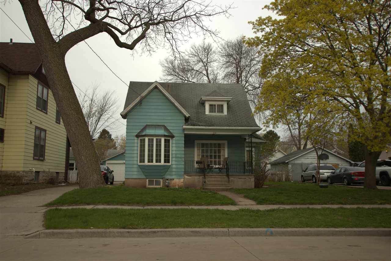 715 Frederick Street - Photo 1