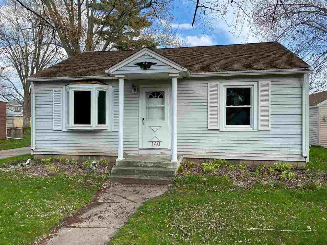 140 Robert Street - Photo 1