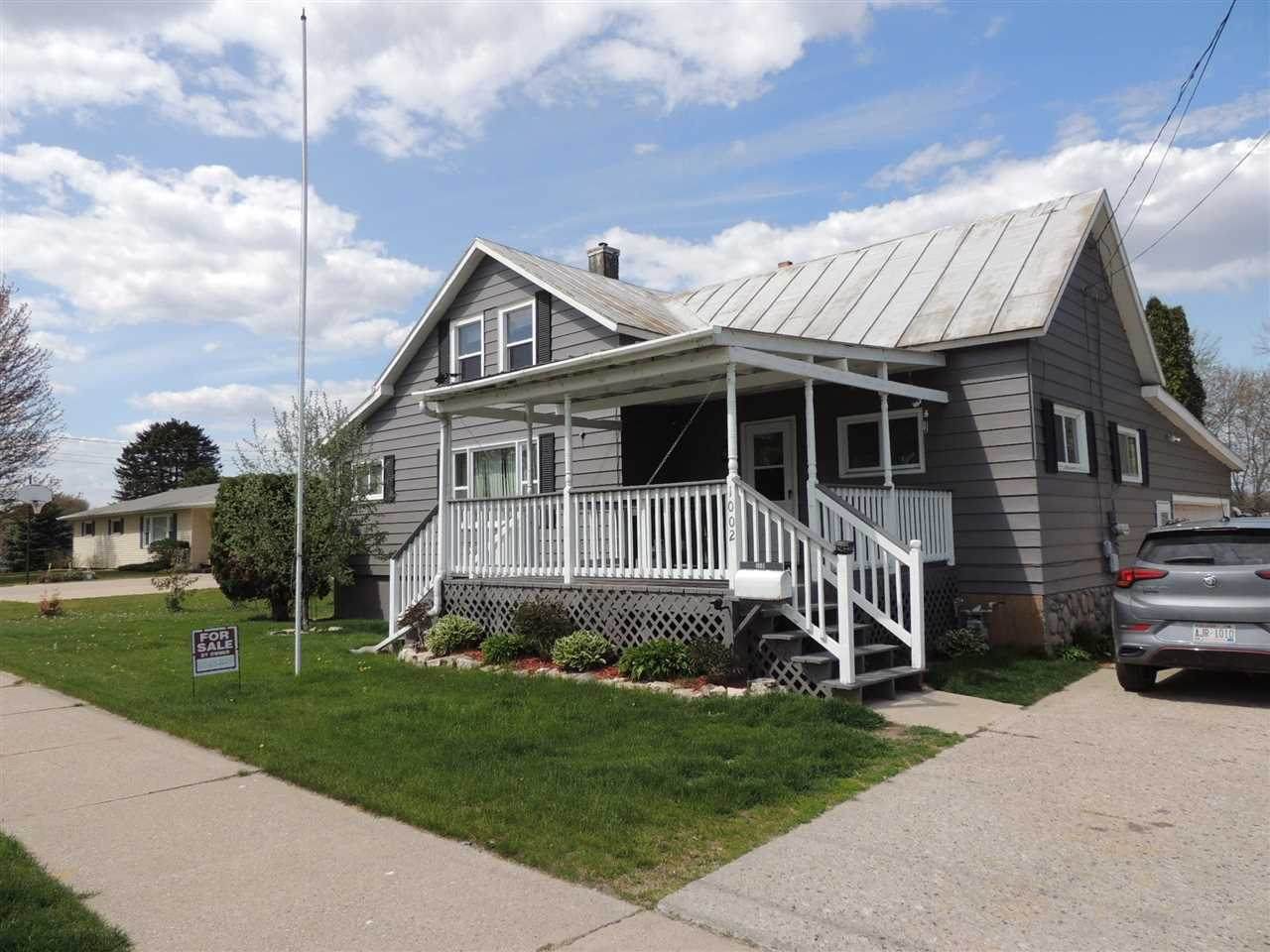 1002 Mcdonald Street - Photo 1