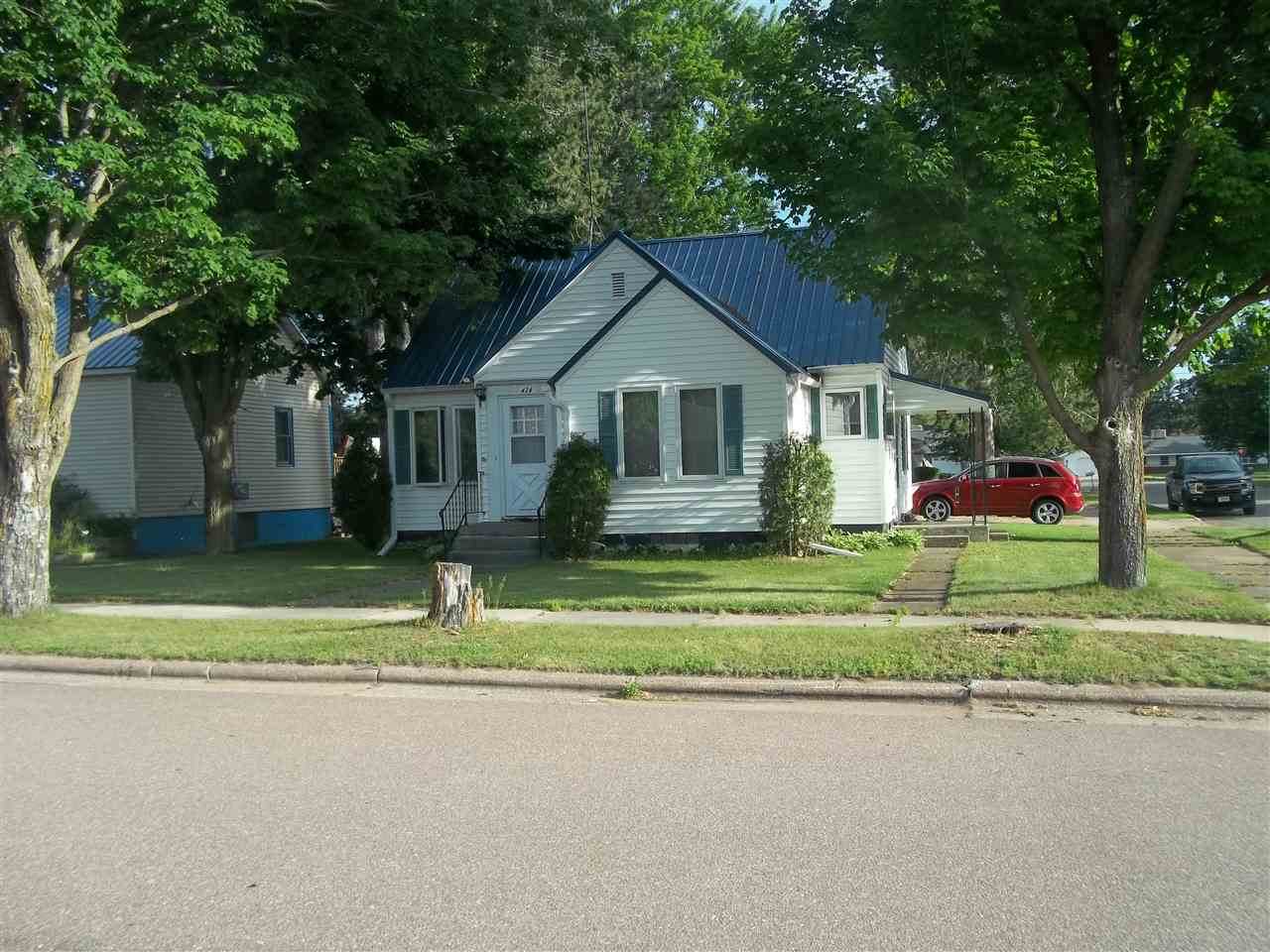 428 Siegert Street - Photo 1