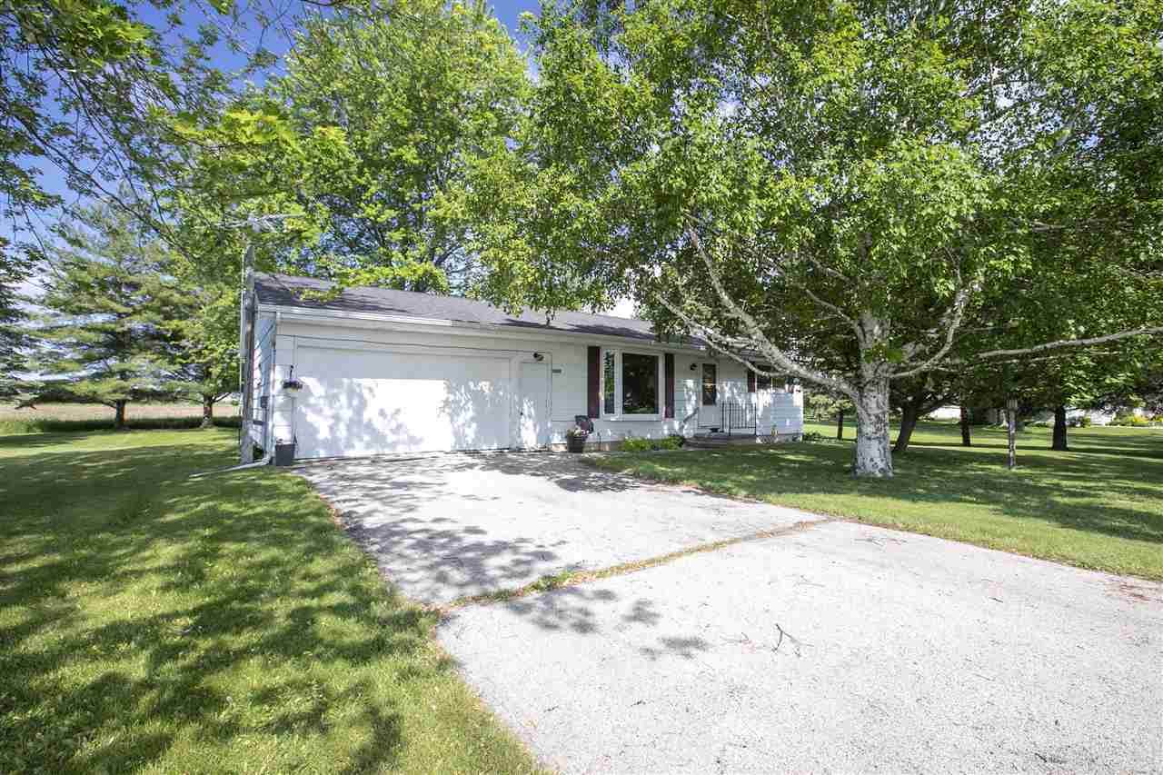 N967 Mayflower Drive - Photo 1