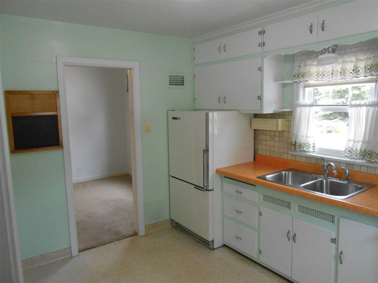 1164 Kellogg Street - Photo 1
