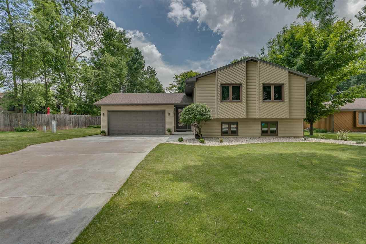 2227 Woodlawn Lane - Photo 1