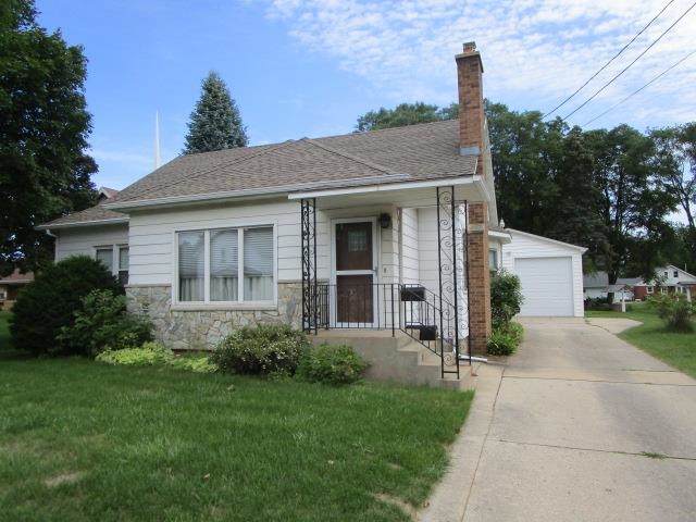 1406 Shawano Avenue - Photo 1