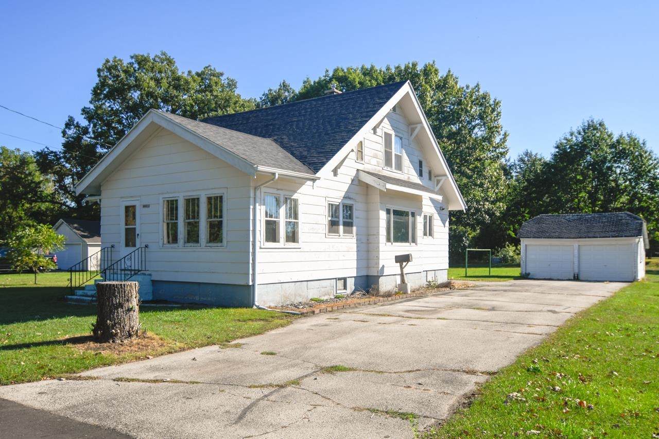 N4822 Main Street - Photo 1