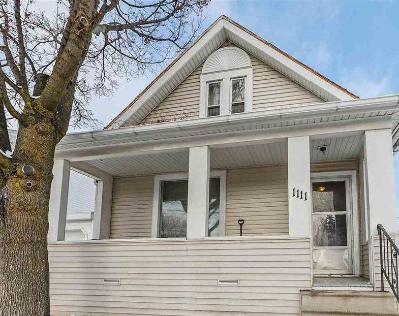 1111 Walnut Street - Photo 1