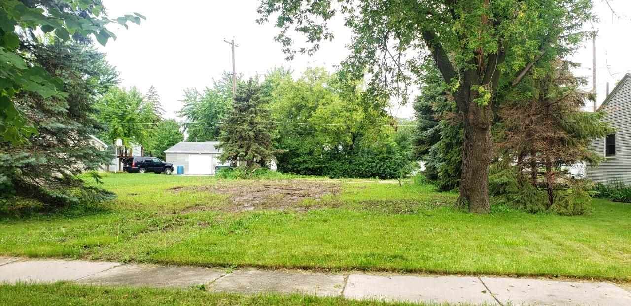 314 Maple Street - Photo 1