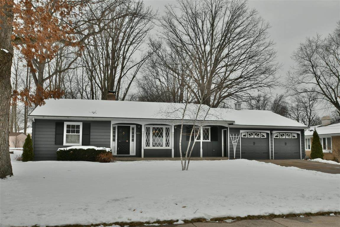 2506 Riverside Drive - Photo 1