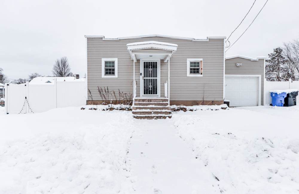 130 Wood Avenue - Photo 1