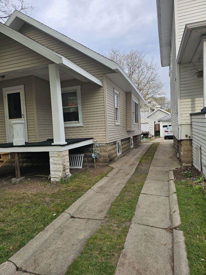 315 Linden Street - Photo 1