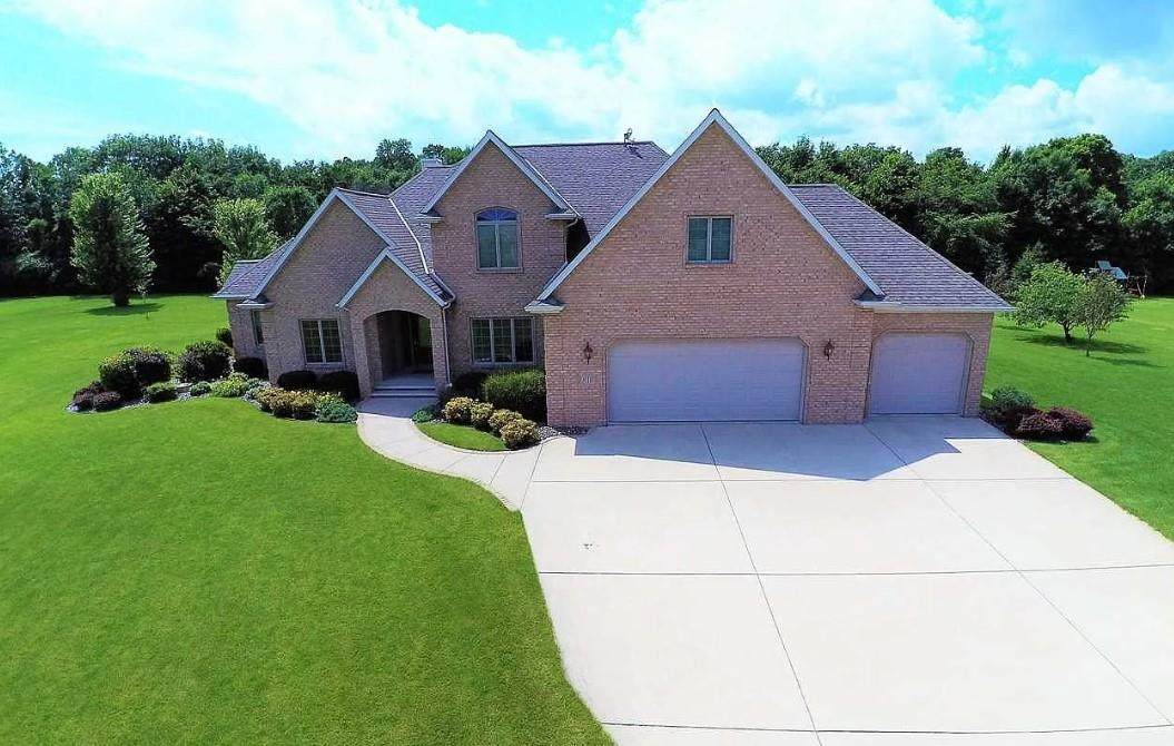 N1185 Caitlin Way - Photo 1