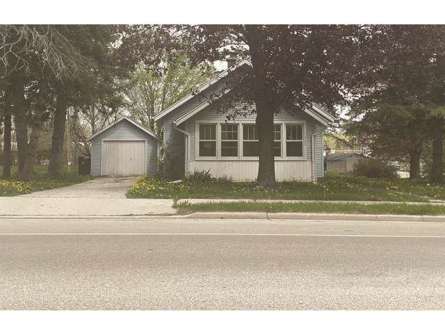 722 Western Avenue - Photo 1