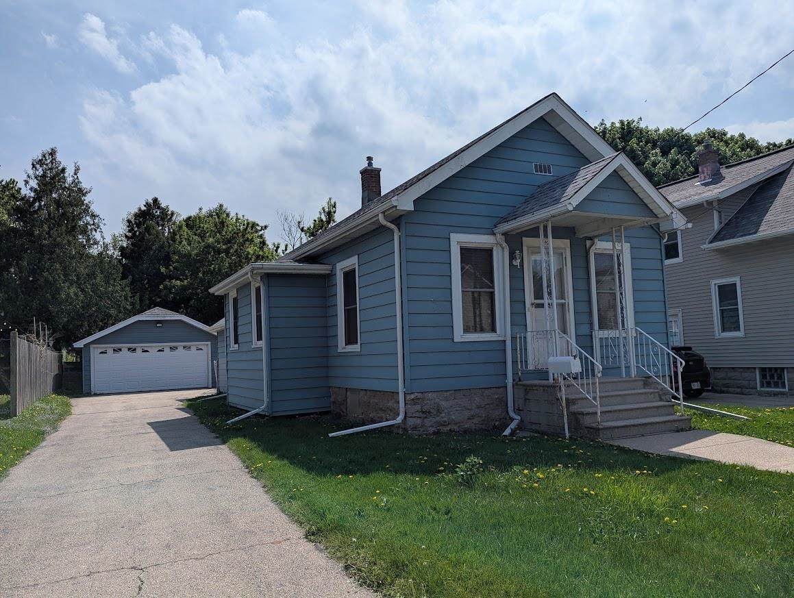 1029 Ceape Avenue - Photo 1