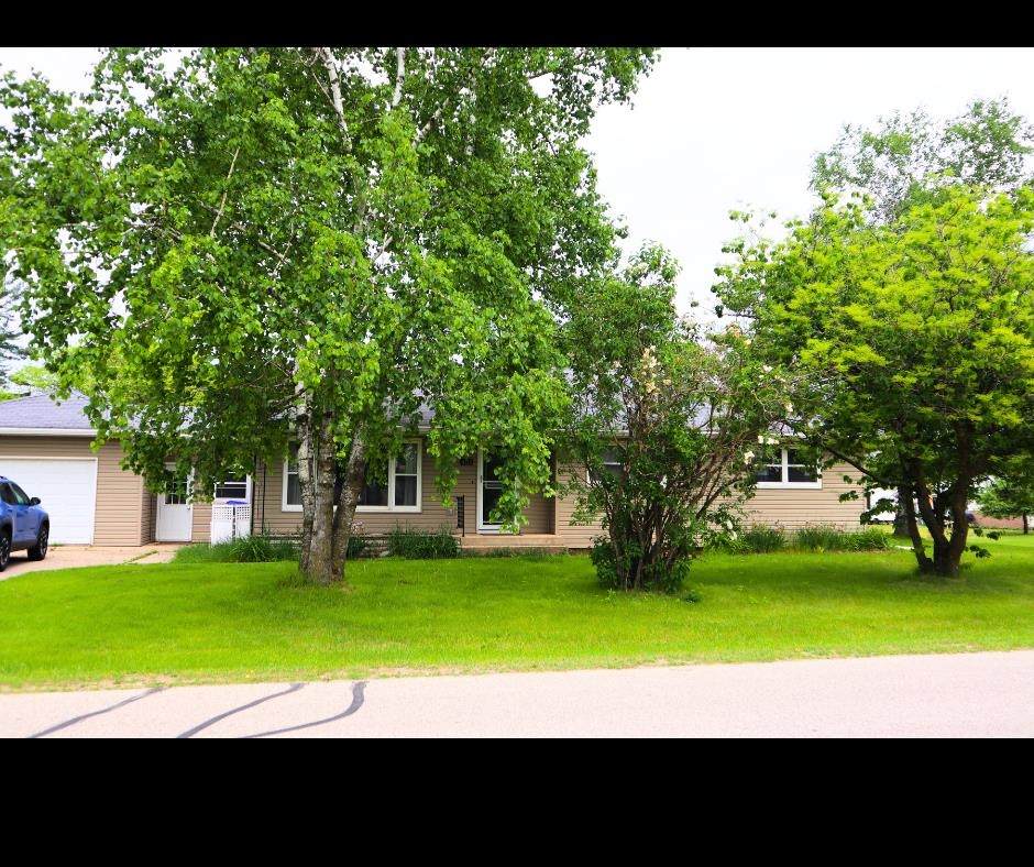 403 Butternut Avenue - Photo 1