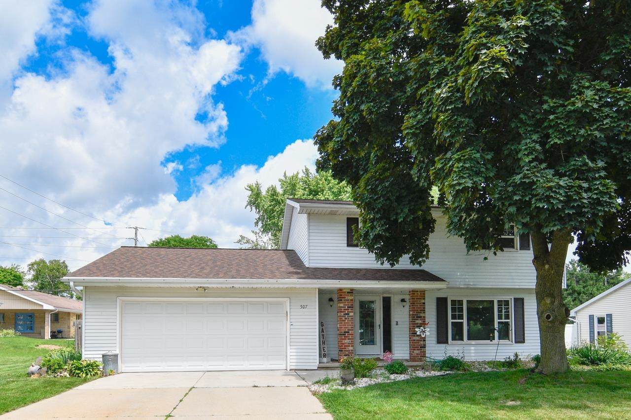 507 Sunrise Lane - Photo 1