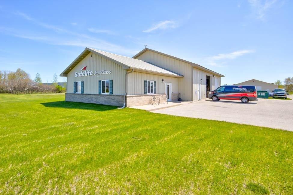 831 Ogden Road - Photo 1