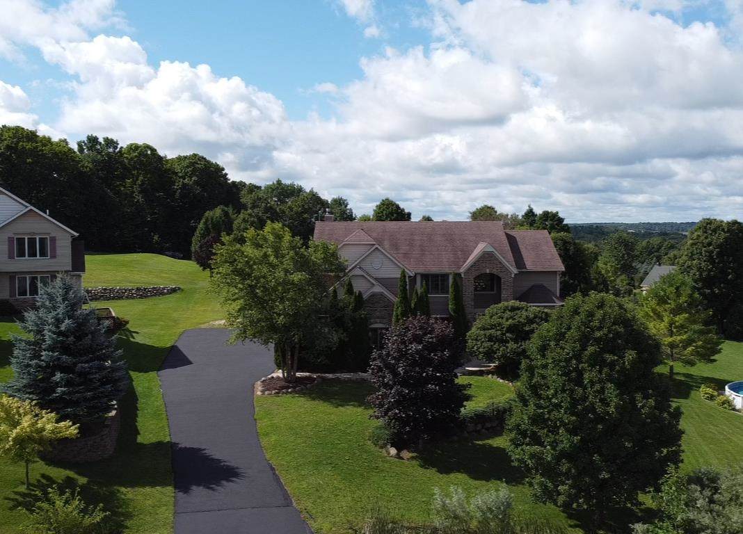 585 Overlook Pass - Photo 1