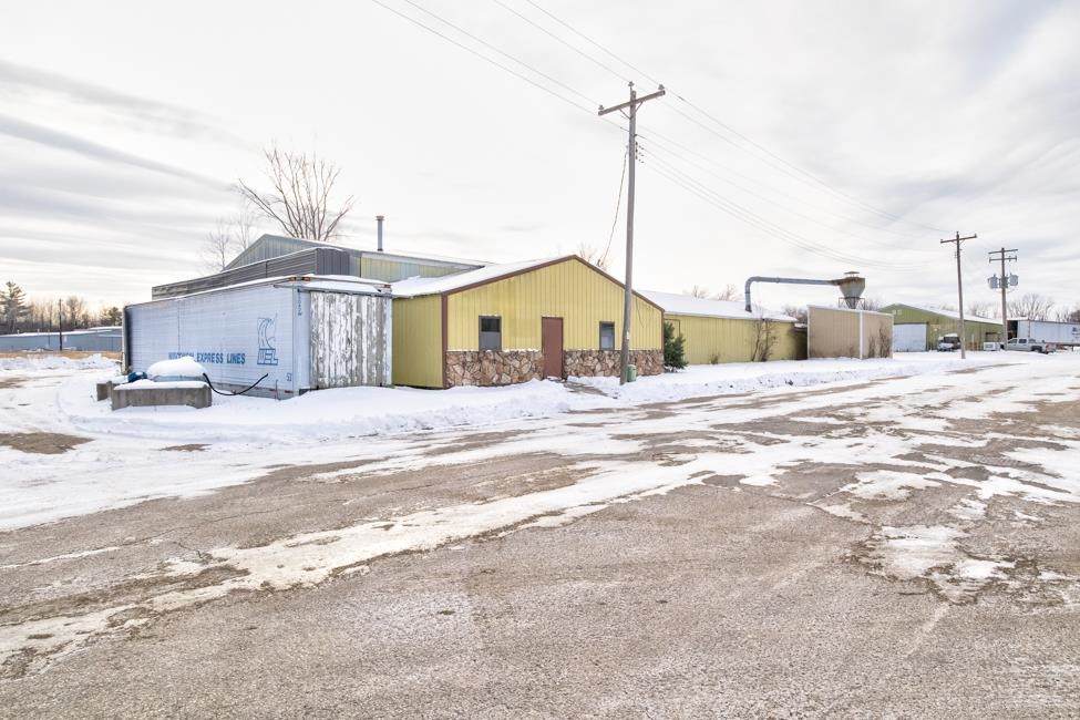 471 Brown Avenue - Photo 1