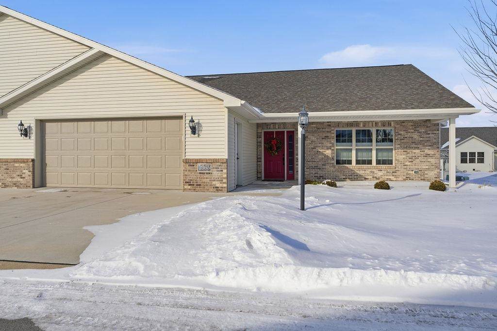 1365 Candlelight Lane - Photo 1