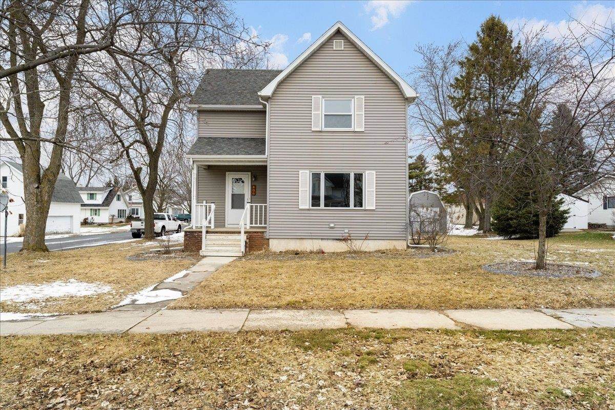 406 Maple Street - Photo 1