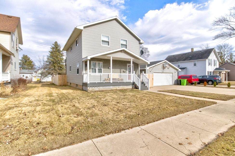 228 Franklin Street - Photo 1