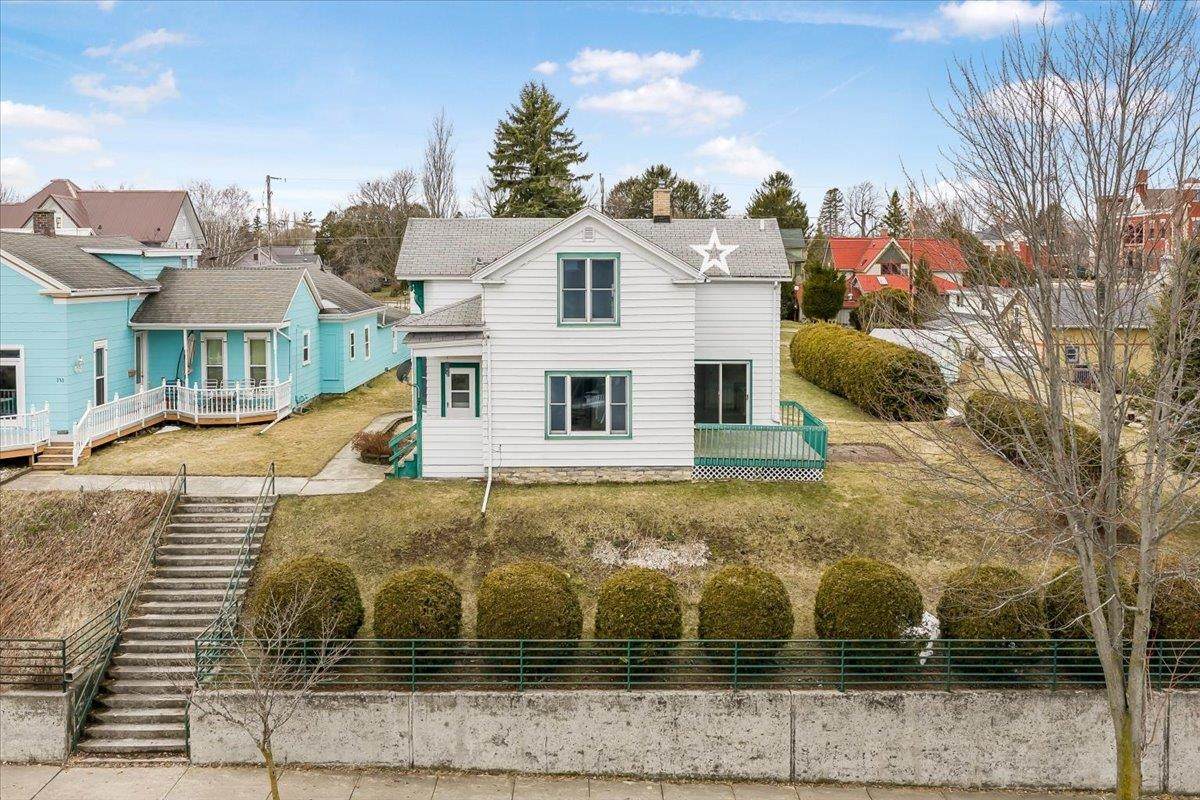 711 Milwaukee Street - Photo 1