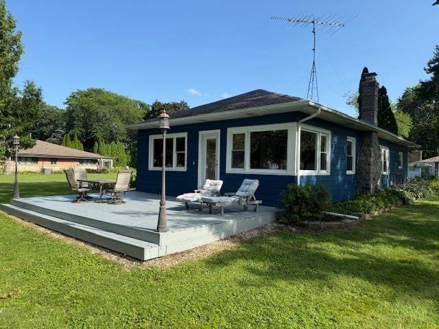 N7184 Winnebago Drive - Photo 1