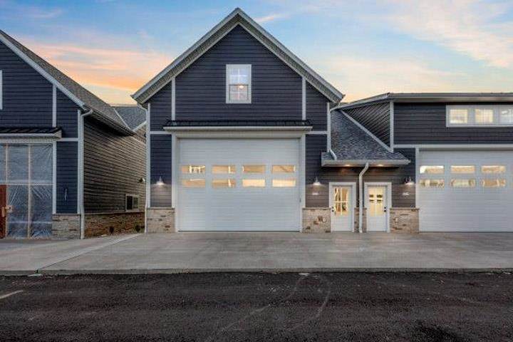 844 18TH Avenue - Photo 1
