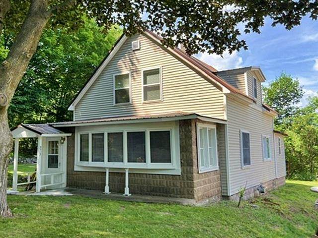 973 Forest Street - Photo 1