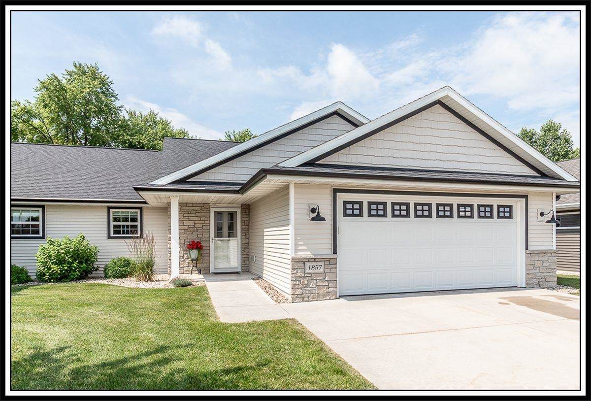 1857 Southbridge Road - Photo 1