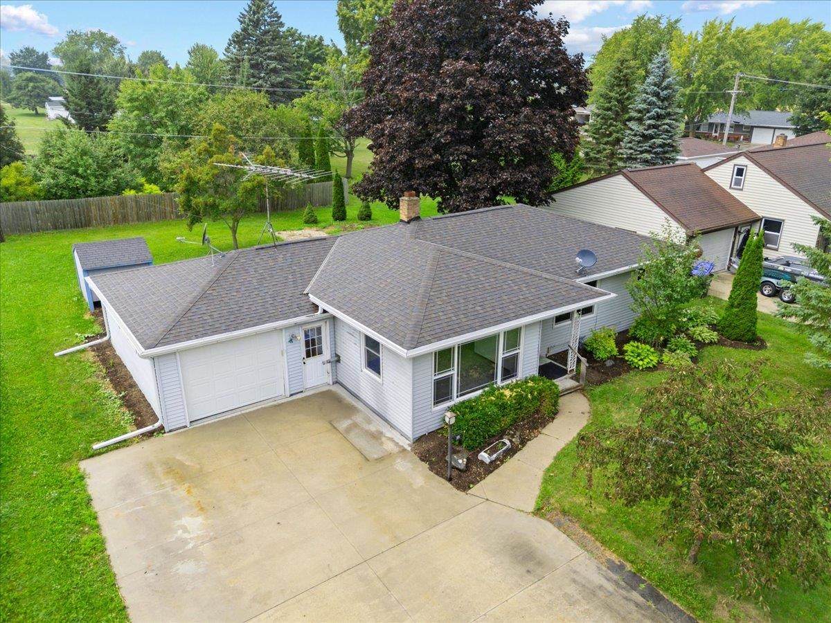 319 Parker Avenue - Photo 1