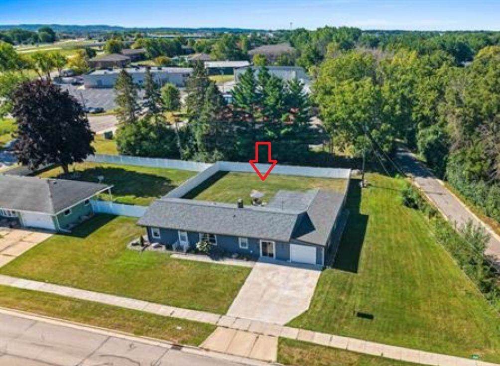 621 Cook Street - Photo 1