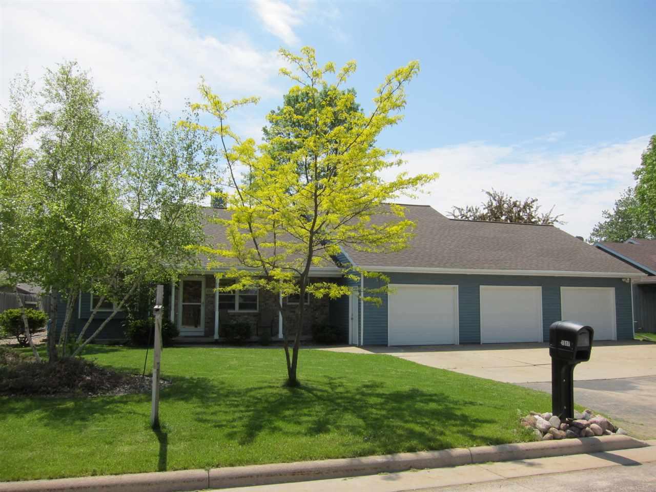 1517 Driftwood Way - Photo 1
