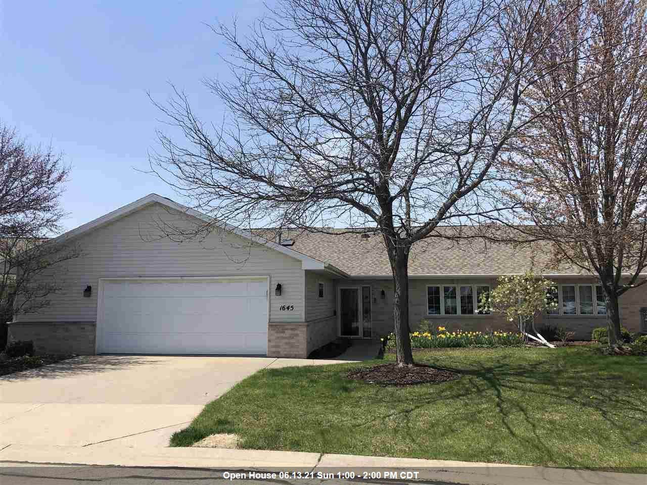 1645 Twin Lakes Circle - Photo 1