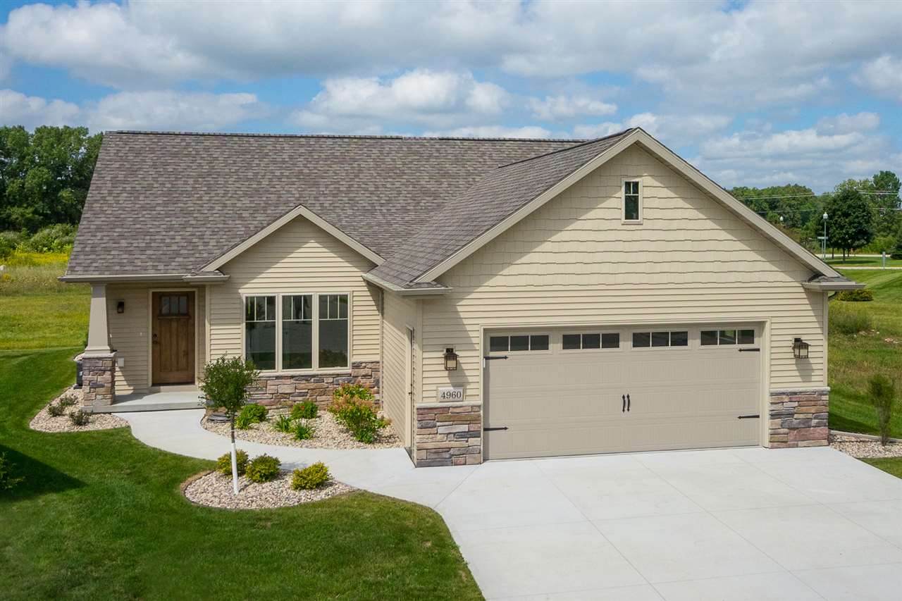 5023 Boxwood Lane - Photo 1