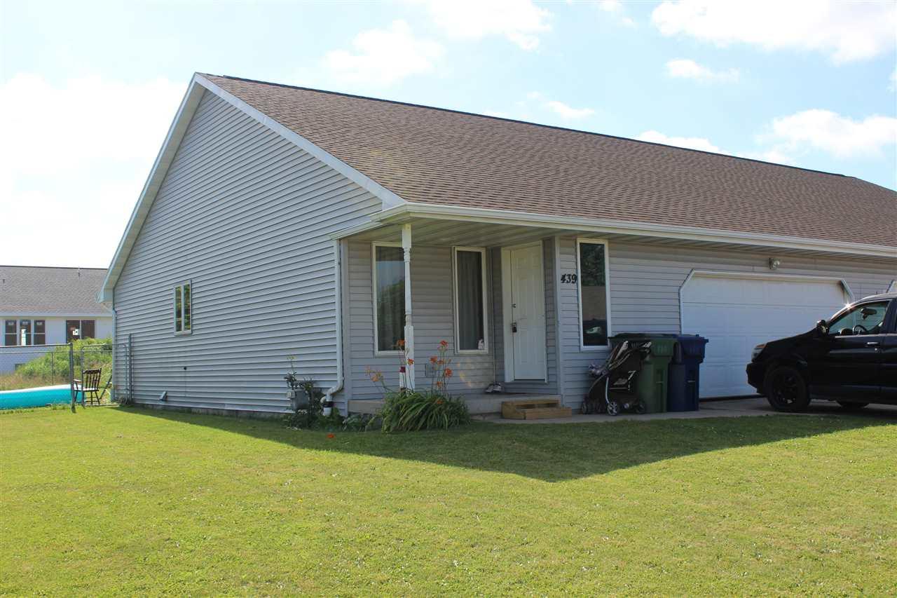439 Patricia Lane - Photo 1