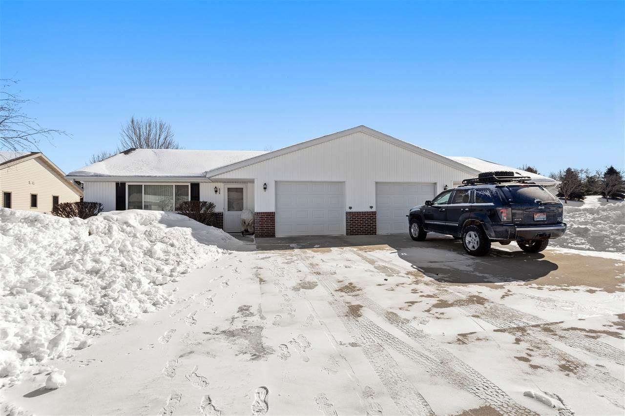 530 Donna Street - Photo 1