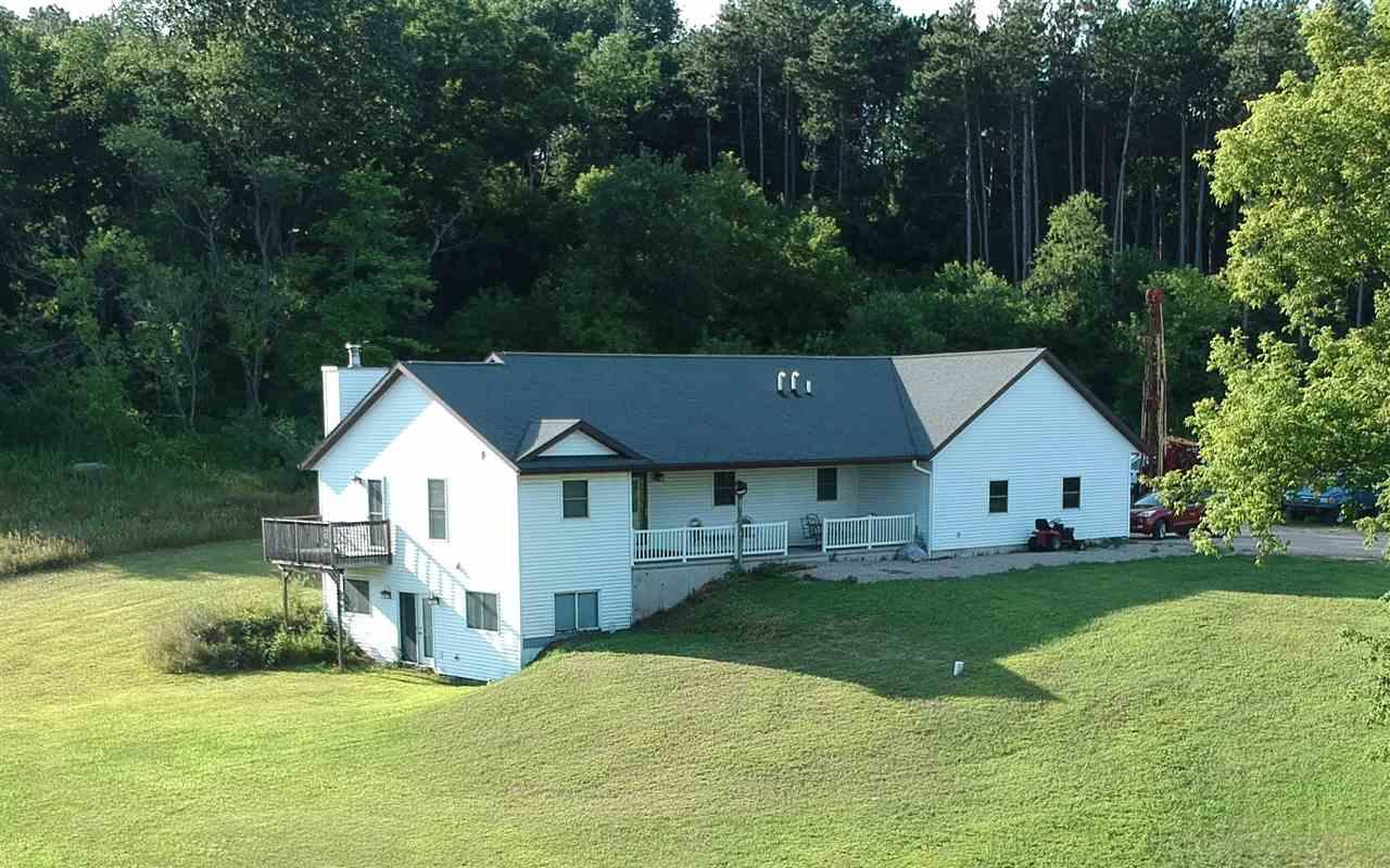 10898 Hwy T - Photo 1