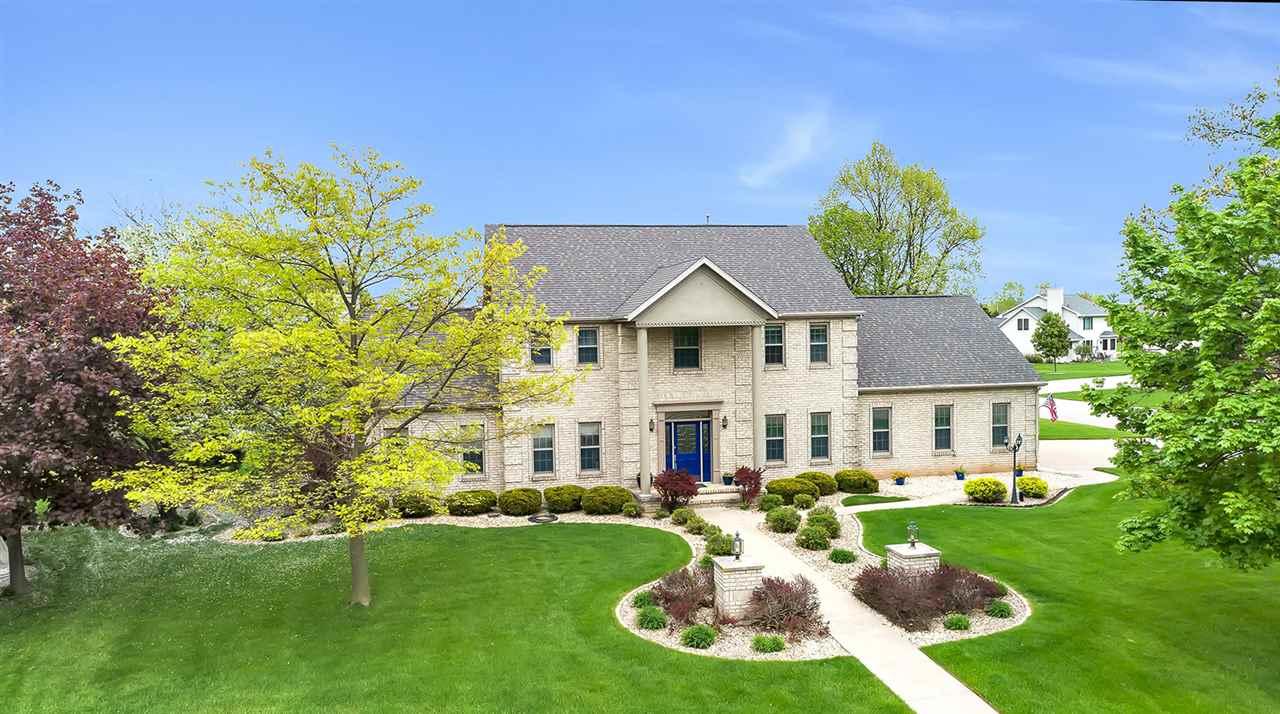 748 Saddlebrook Court - Photo 1